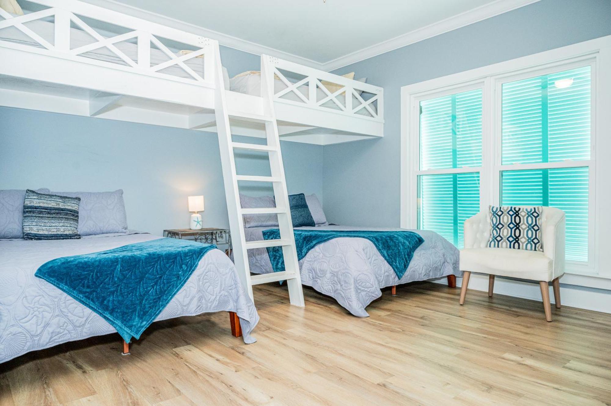 Cottage Beach House Steps From Beach 3 Bedroom 2 Bath Галф Шорс Екстериор снимка