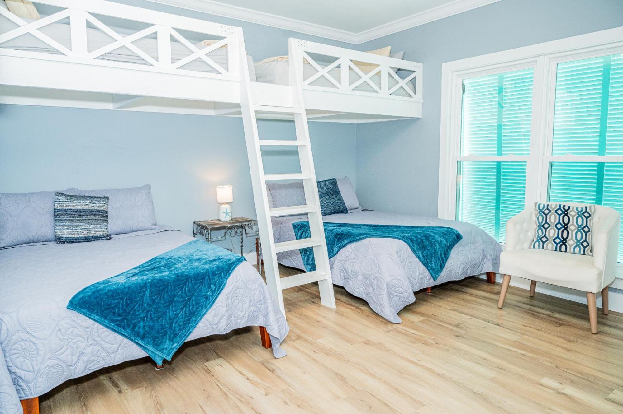 Cottage Beach House Steps From Beach 3 Bedroom 2 Bath Галф Шорс Екстериор снимка